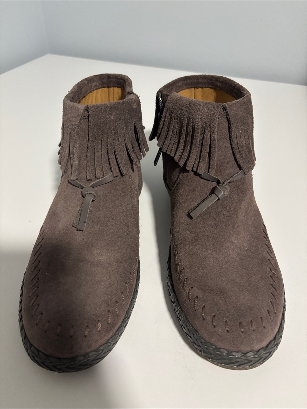 UGG Women’s Kennadi Fringe Ankle Booties Dark Brownish-Grey Suede Size 7.5